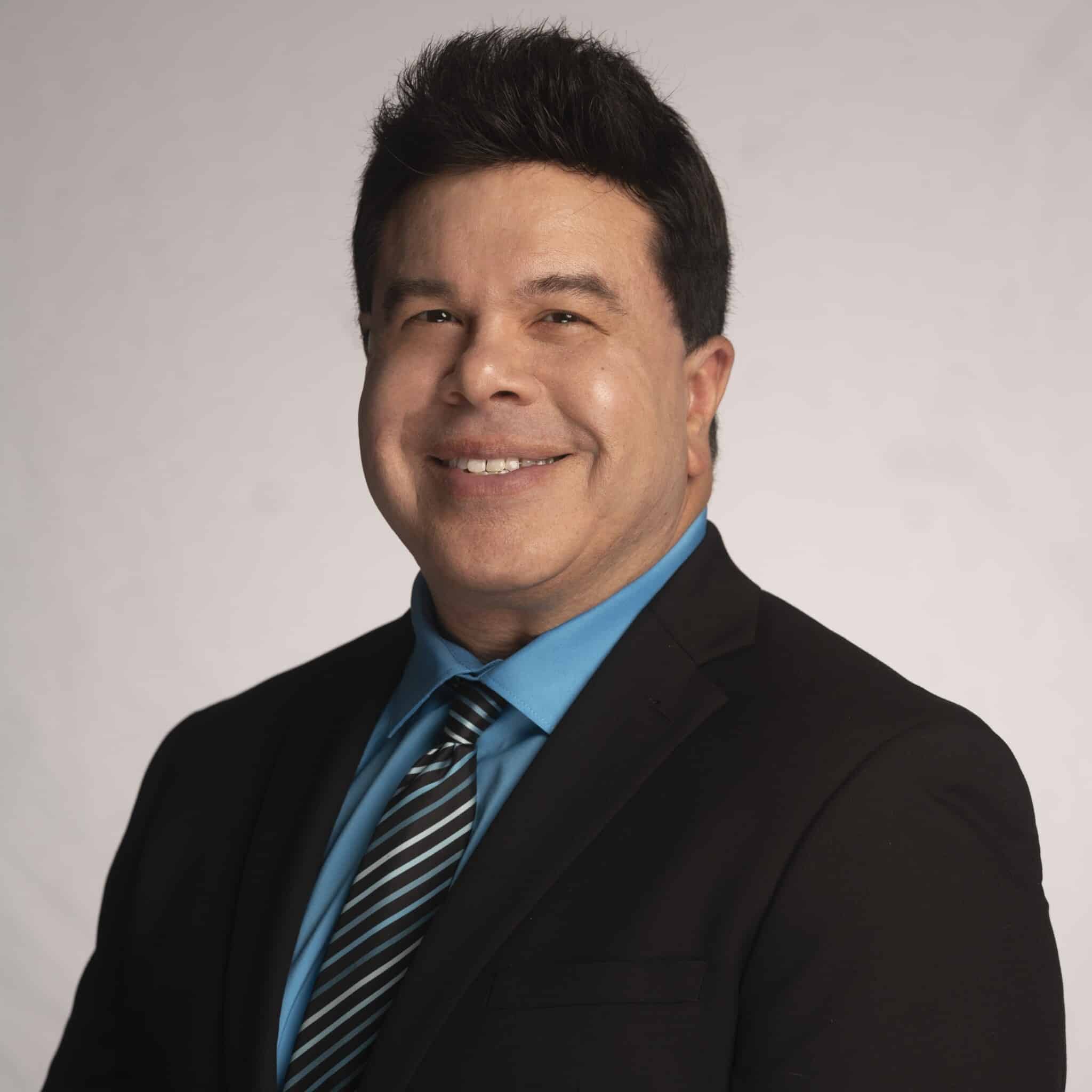 Roberto Olivardia headshot.